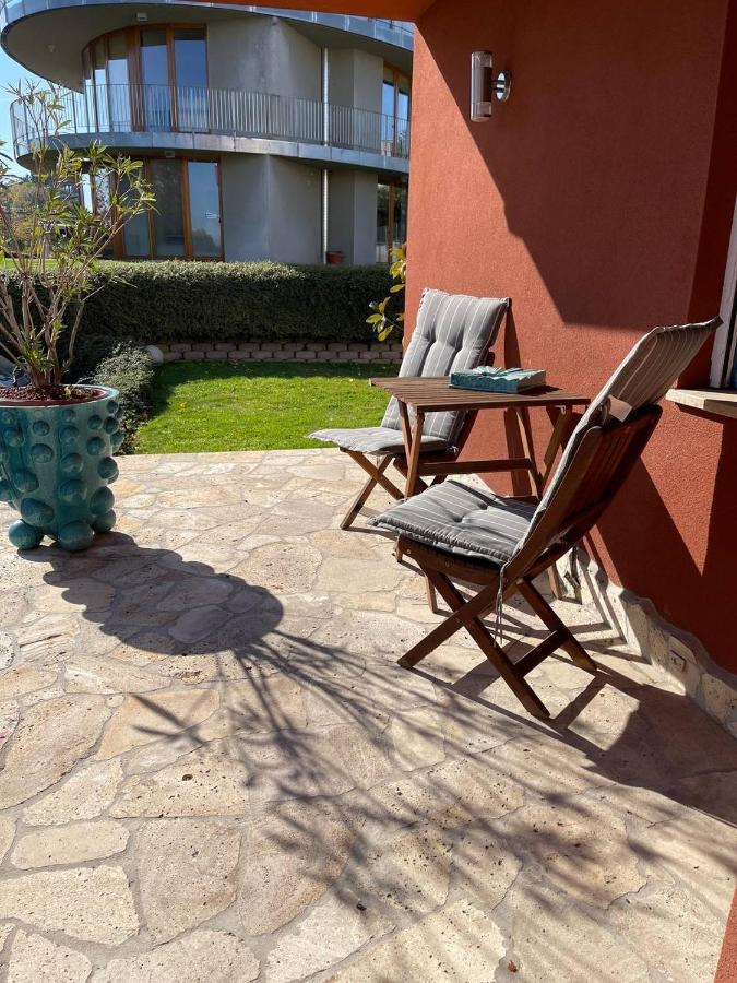Rosehill Garden Family Villa With A Great Budapest View ภายนอก รูปภาพ
