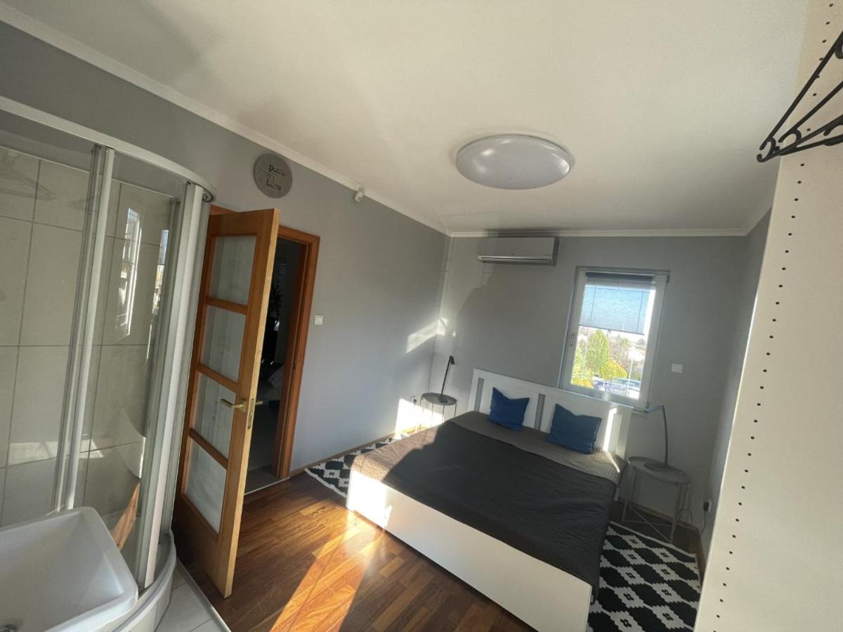 Rosehill Garden Family Villa With A Great Budapest View ภายนอก รูปภาพ